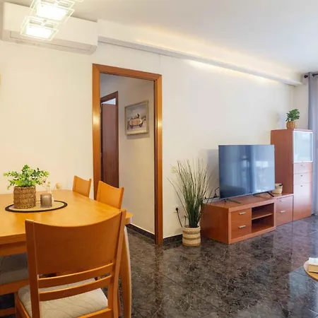 Euma Aparment - Xeckin Holidays *